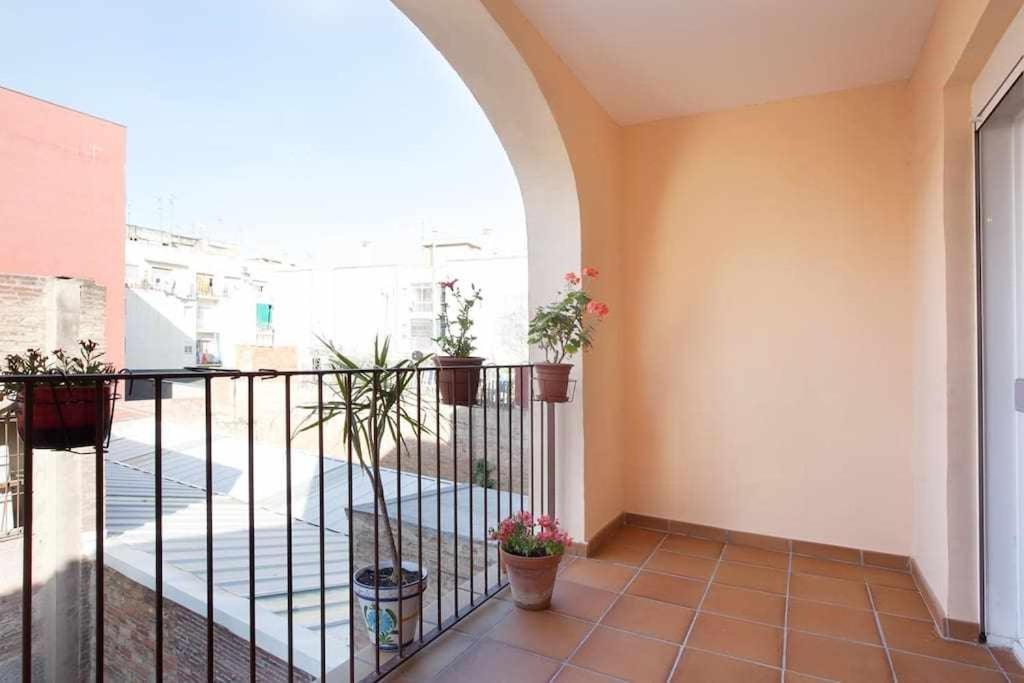 Apart Centrico Con Terraza En Gracia Barcelona Exterior photo